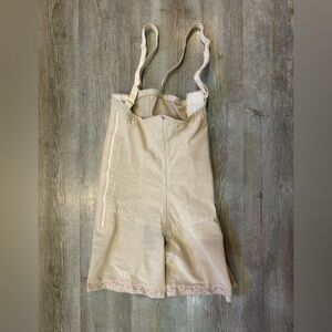 DESIGN VERONIQUE 850 Mid Body Support post BBL Faja Size Large Body Suit